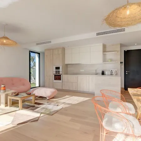 Emma Villa Antibes